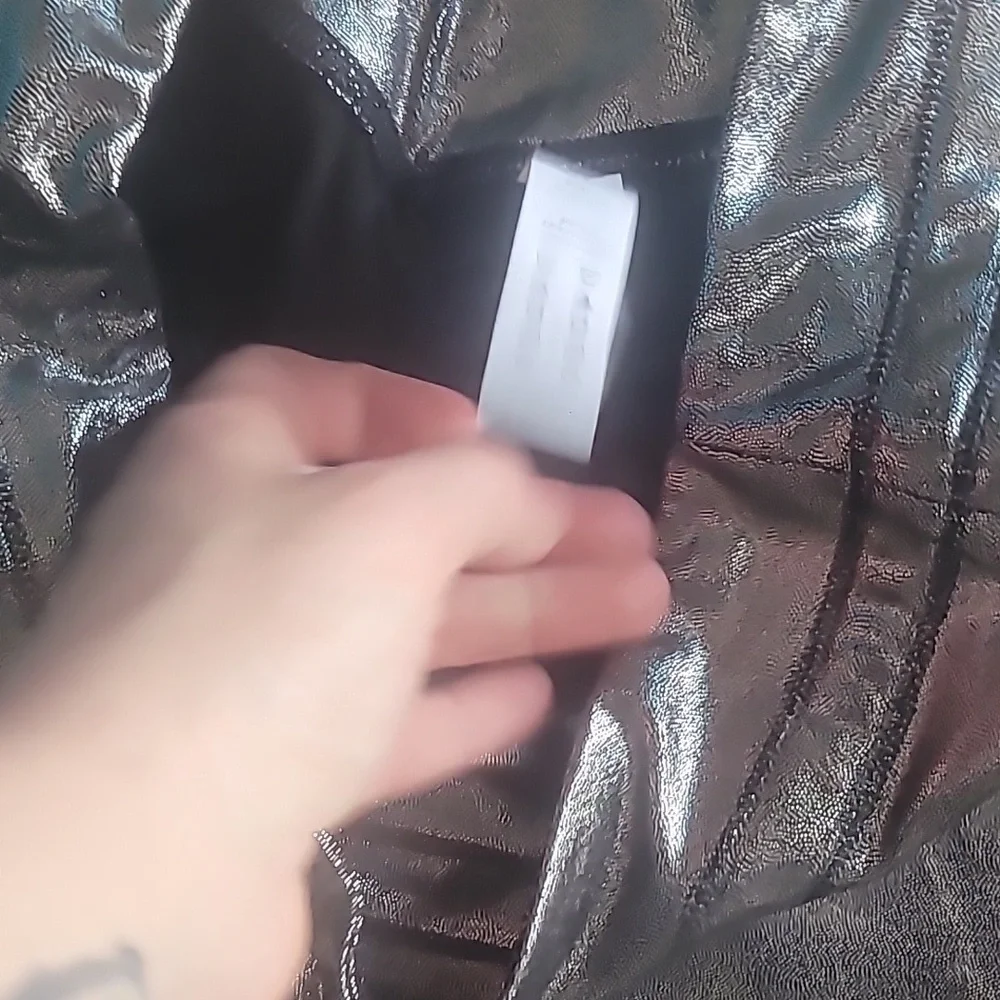 Nwt Halara SoftlyZero Faux Leather High Waisted Drawstring Pocket Sparkle Medium - Picture 4 of 5